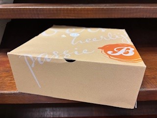 Gebaksdoos "Heerlijk" 26x26x10cm  10st/ds