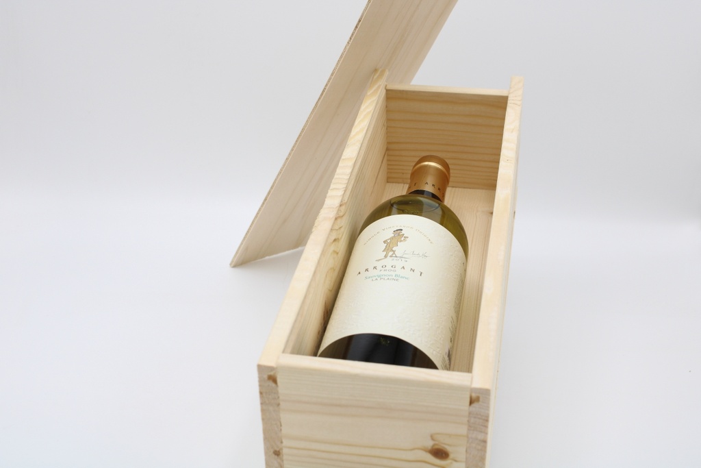 1 fles houten draagkist 12x10,5x35cm (per stuk)